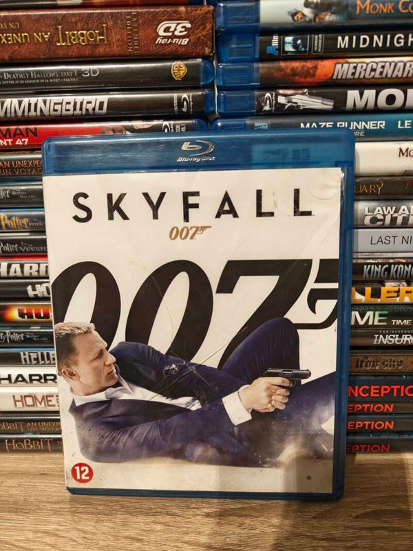 James bond Skyfall blu ray