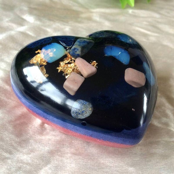 Orgonite hart groot'Lapis, rhodoniet en opaliet'