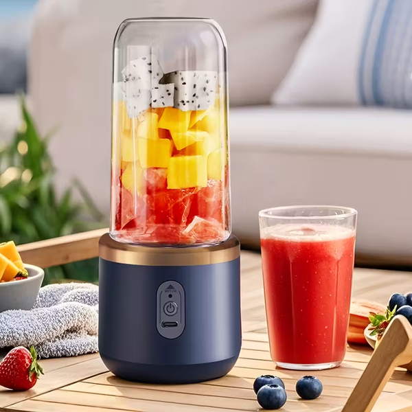 Portable Blender, Mini Smoothie and Shake Maker, RechargeablePortableUSB RechargeablePortable Blender, Mini Smoothie and Shake Maker, USB Rechargeable