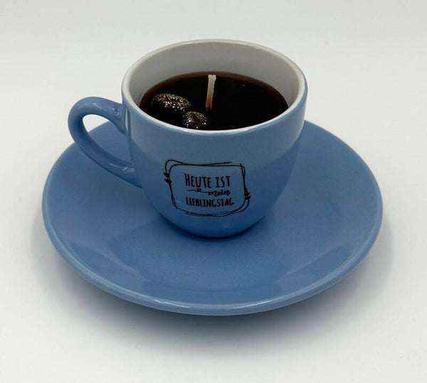 Kerze in Espressotasse mit Spruch