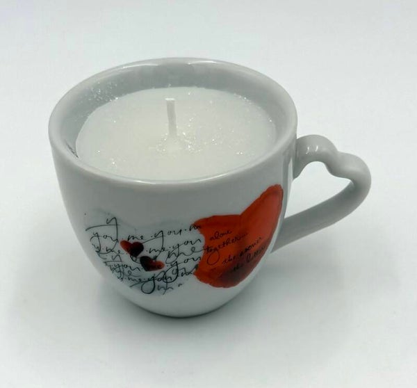 Kerze in Espressotasse