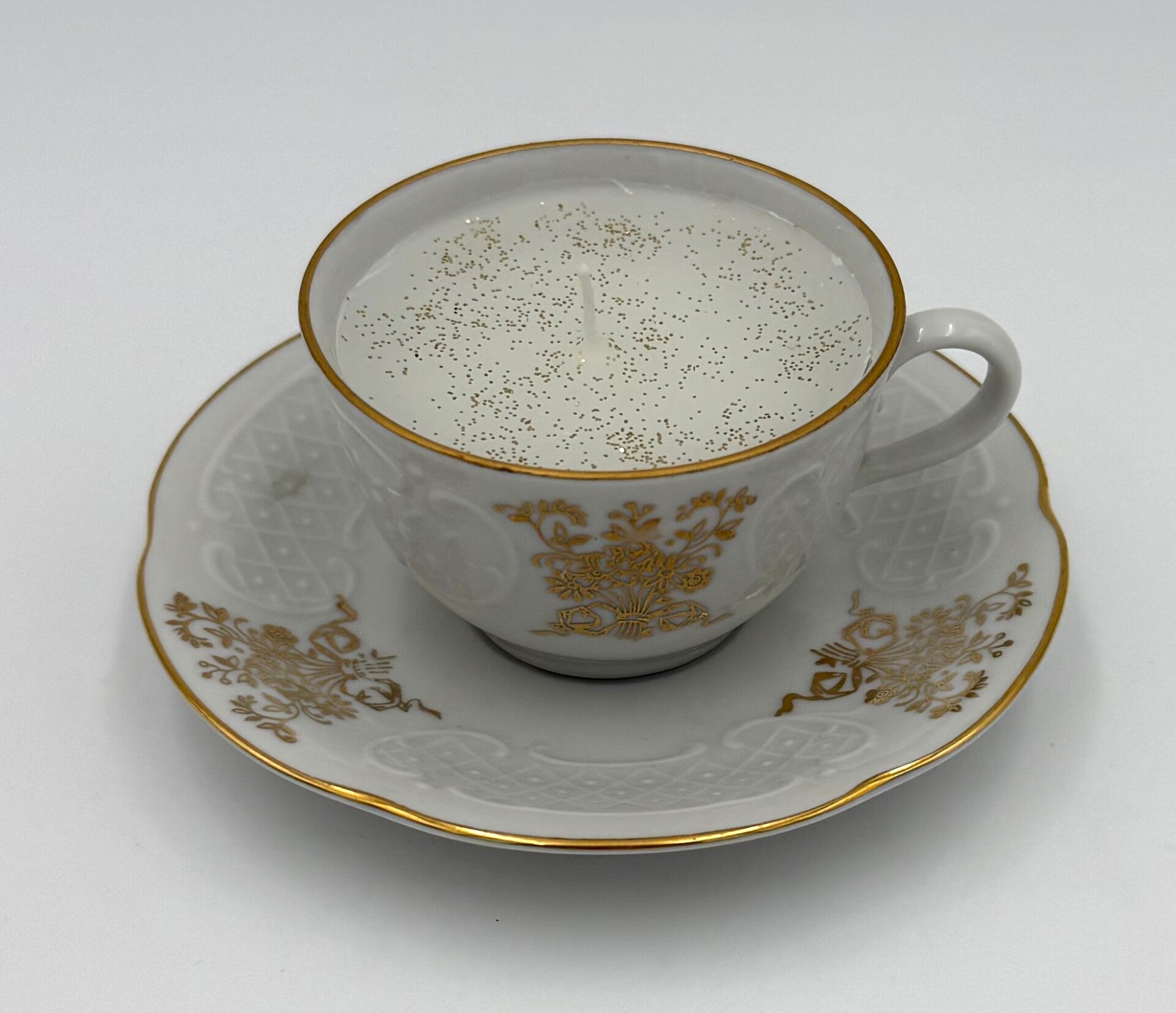 Kerze in Espressotasse