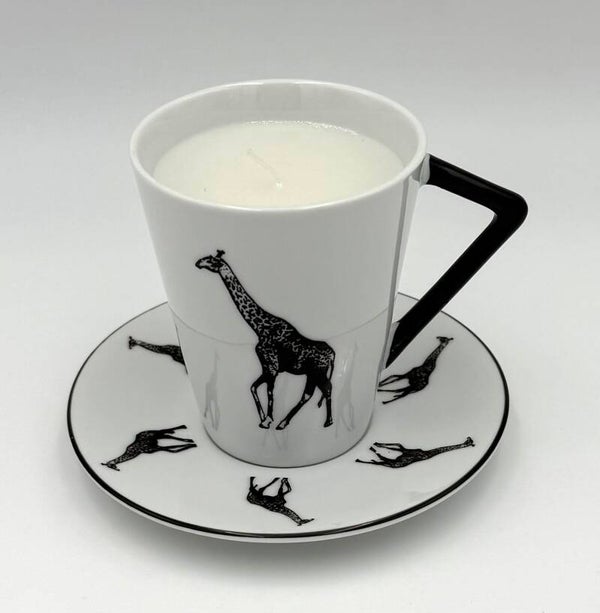 Kerze in Tasse
