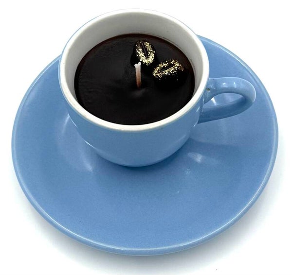 Kerze in Espressotasse