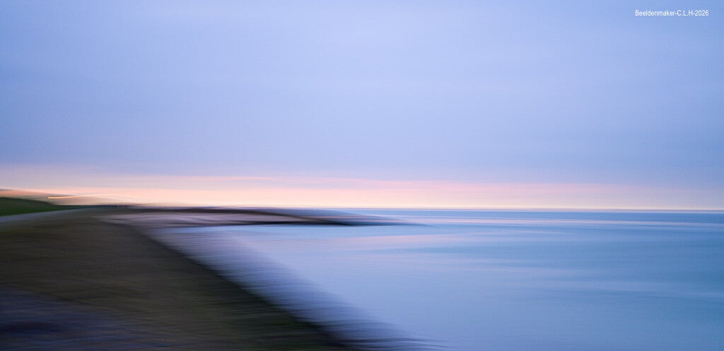 water-land-icm-26-standard-sq57j9.jpg
