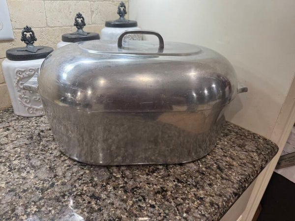17qt, 4269 “BIG BOY”. Excellent Condition!