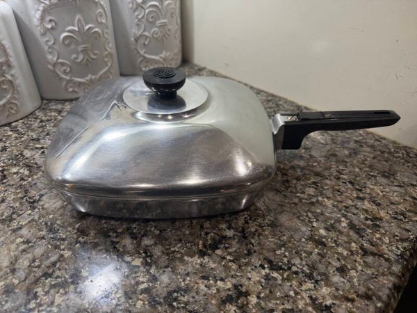 4510 Wagner Ware “Square Pan”