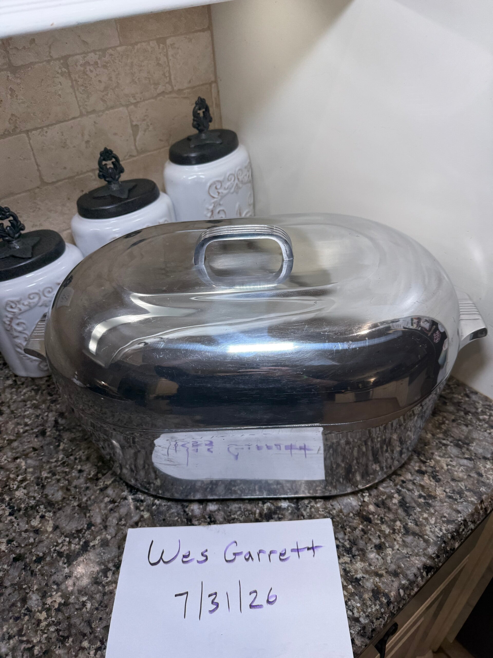 MAGNALITE 17qt Roaster(4269) “The Big Boy” Great Condition!, with trivet