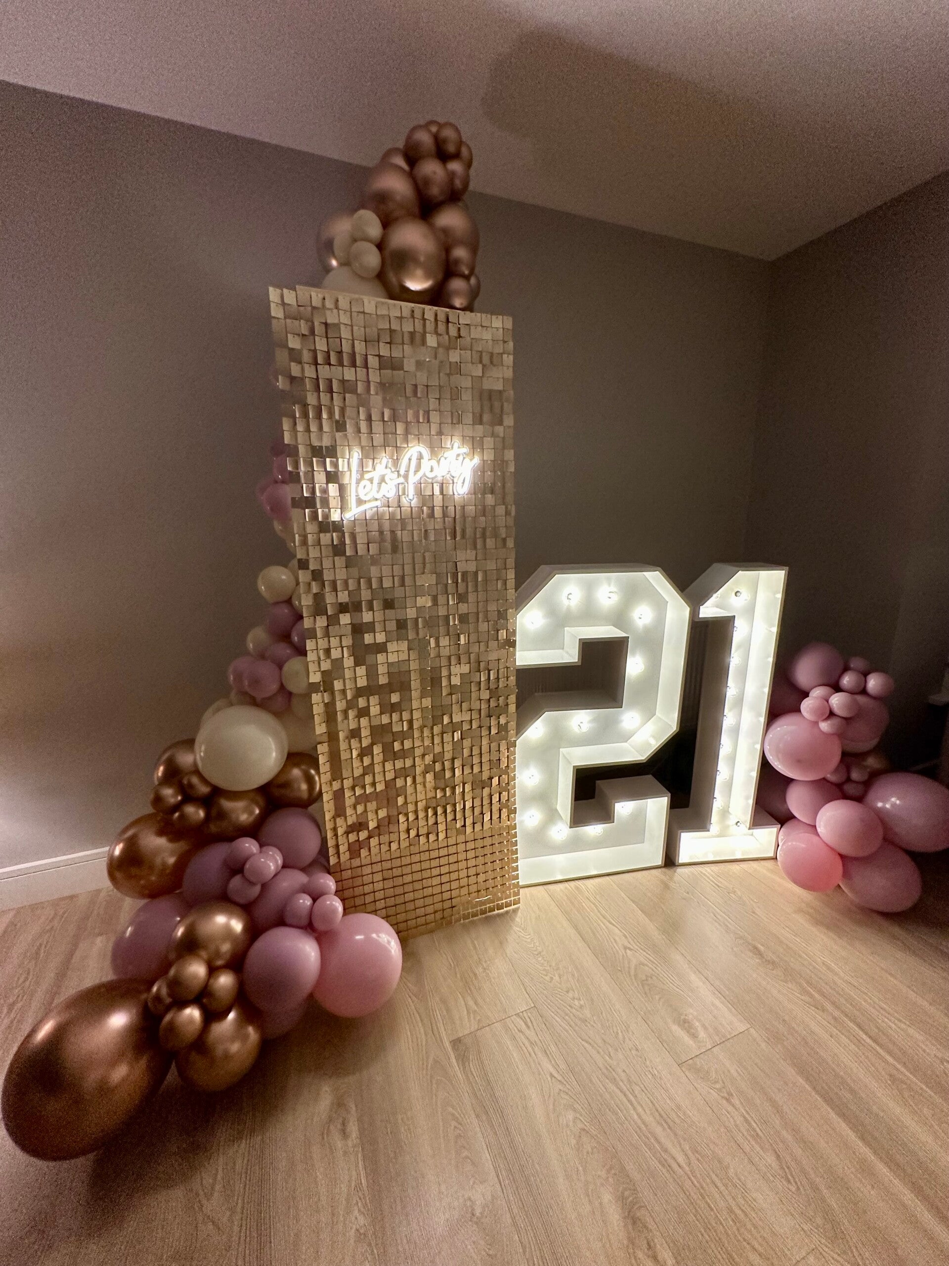 Sequin Wall - Matte Gold