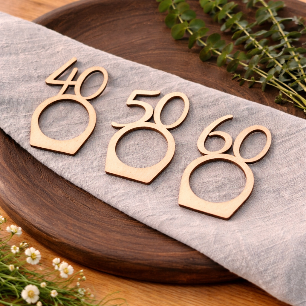 Serviettenringe mit Zahl aus Holz – Tischkarten für Geburtstag