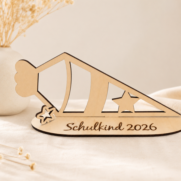 Personalisierte Schultüte aus Holz – Schulkind 2026 | Geschenk zur Einschulung