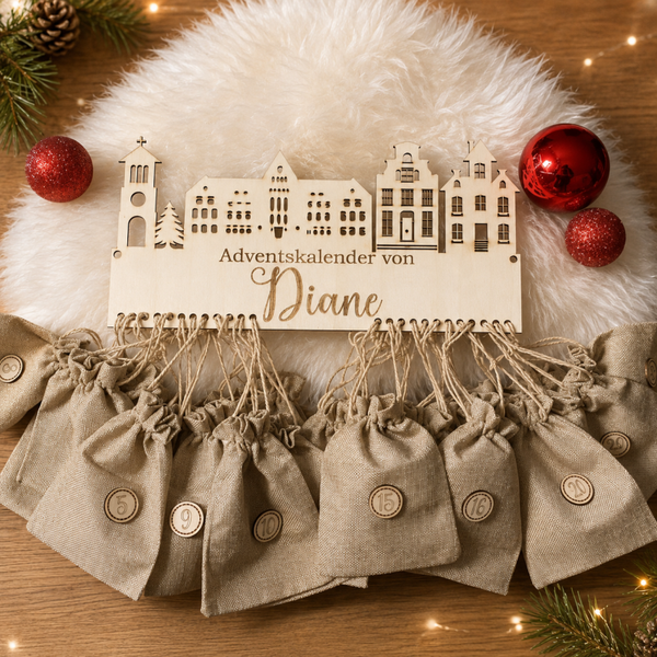 Personalisierter Adventskalender „Winterdorf“ aus Holz