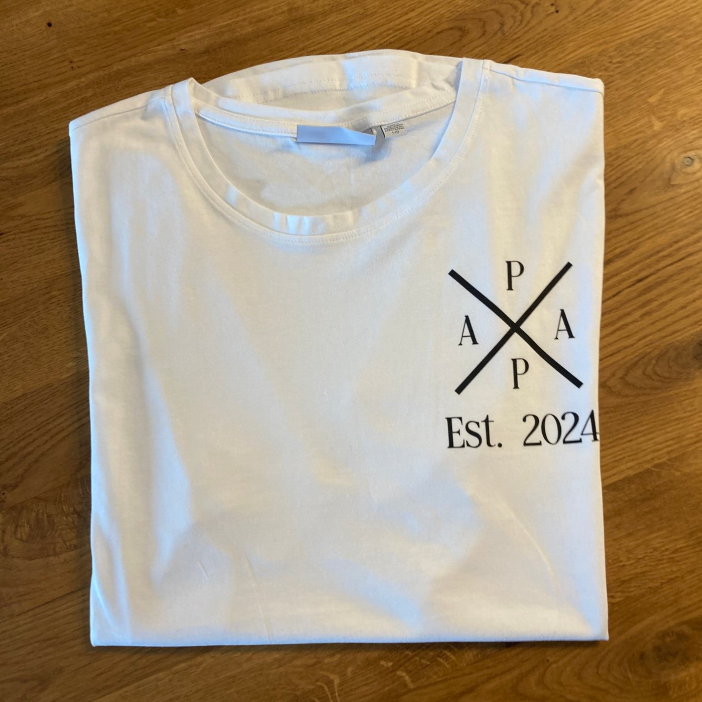 Papa Shirt Bügelmotiv mit Namen – individuelles Vatertagsgeschenk