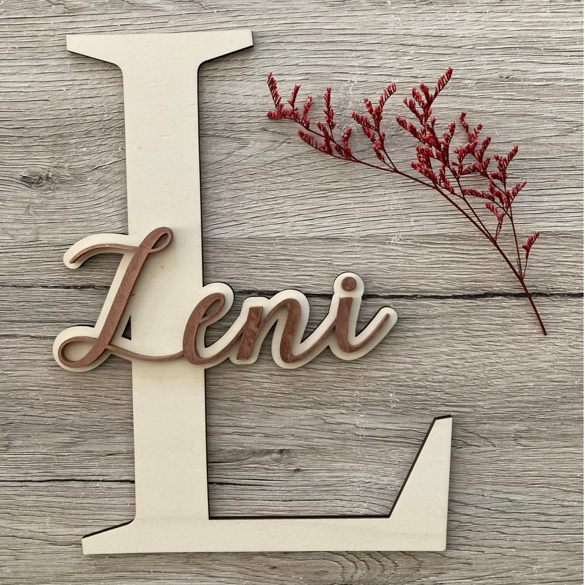 Personalisierter Holzbuchstabe mit Namen – Liebevolles Deko-Highlight fürs Kinderzimmer