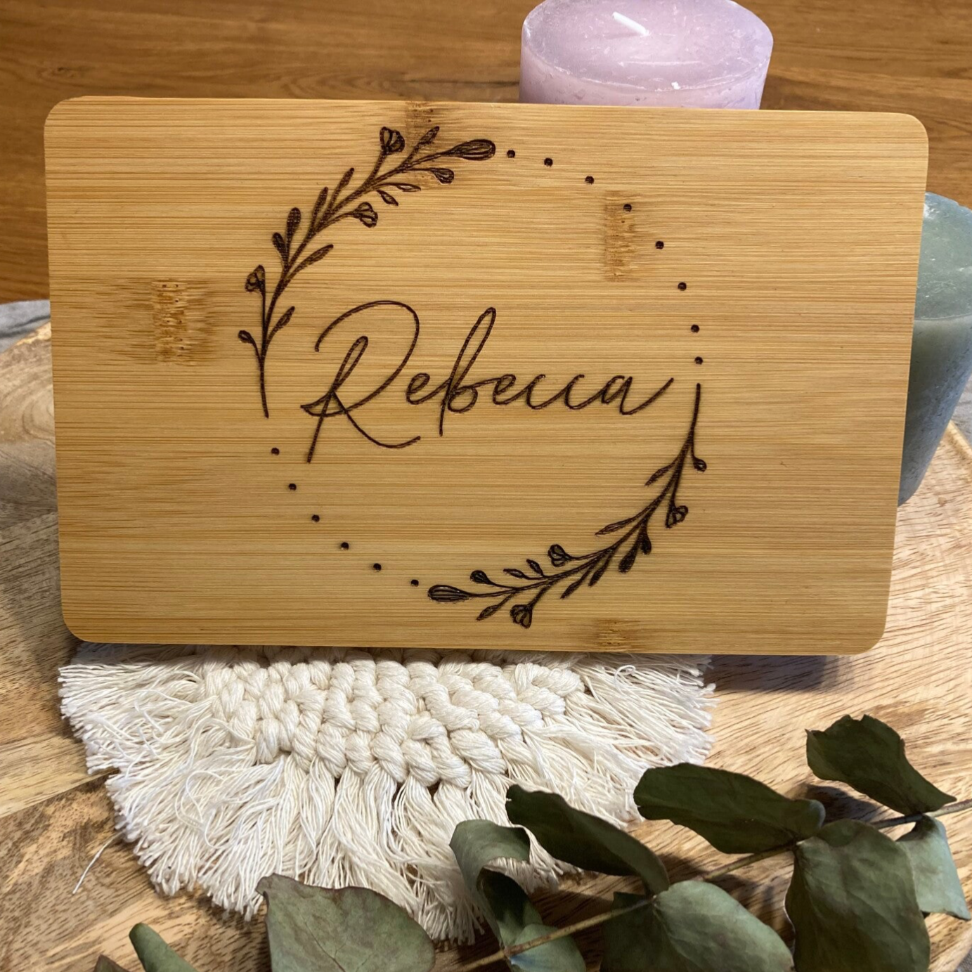 Einzigartiges Geschenkbrett mit persönlicher Gravur