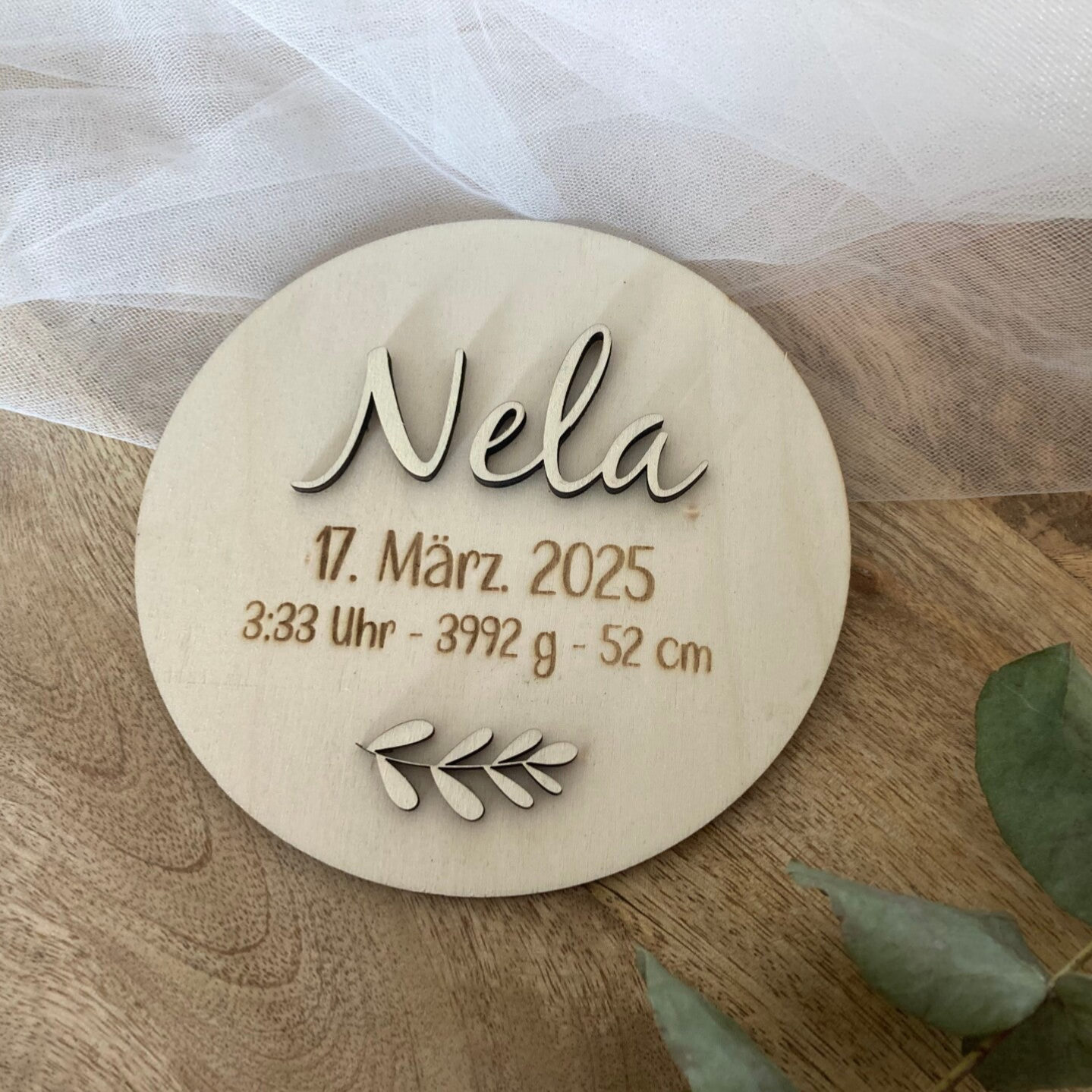 Ein ganz besonderes Erinnerungsstück – personalisiertes Namensschild zur Geburt