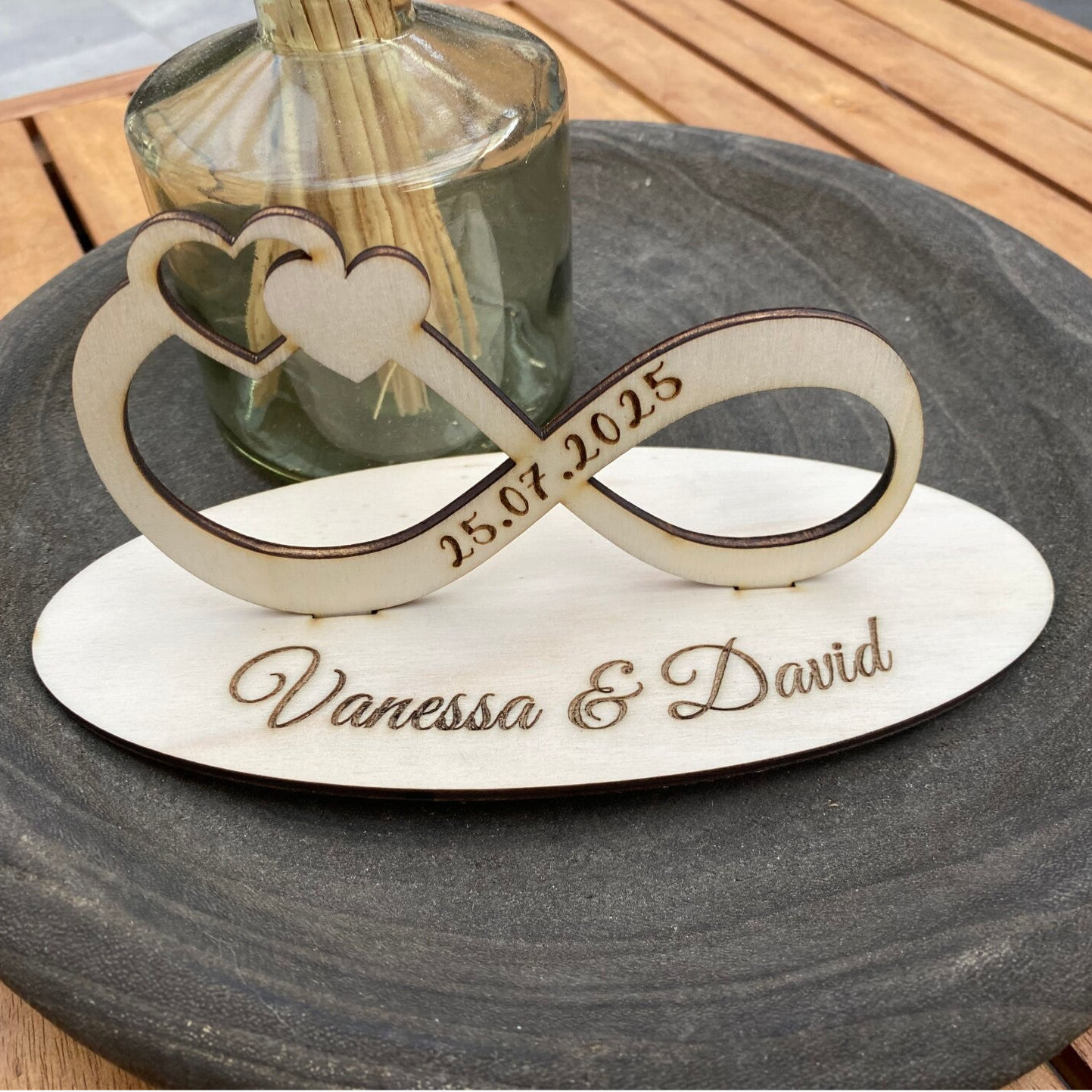 Unendliche Liebe „Holz“, personalisierbar