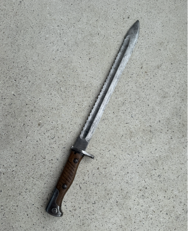 Wo1 Duitse zaagtand bajonet met regiment vroeg model
