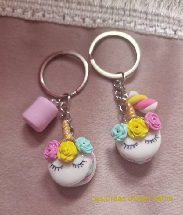 Petit macaron licorne avec Marshallow tricolore