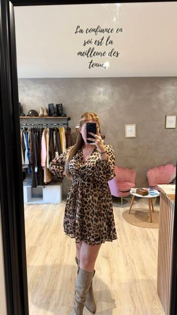 Robe Leo