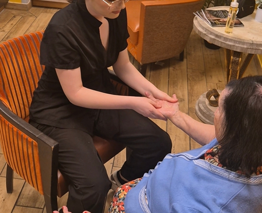 Green Beauty Center auprès des personnes âgées