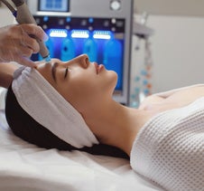 Hydrafacial & Dermaplanning
