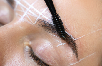 Restructuration de sourcils