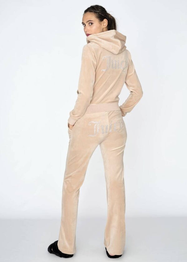 JUICY COUTURE SS '21: tracksuit in ‘Warm Taupe’ with strass