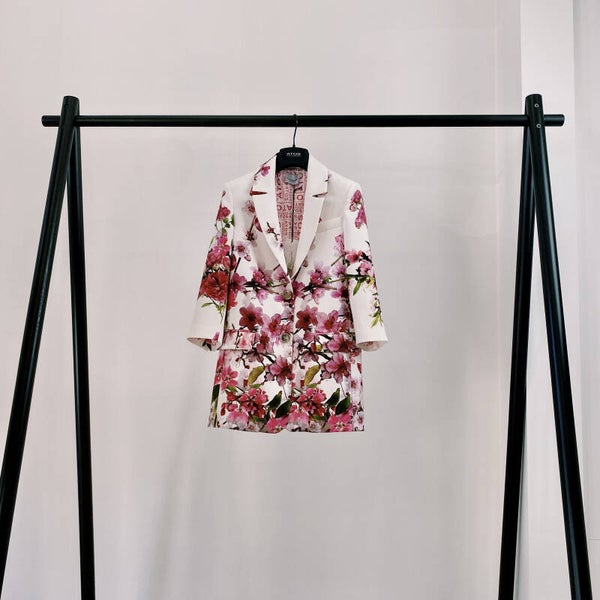ATOS LOMBARDINI SS '21: Blazer in bloemenprint