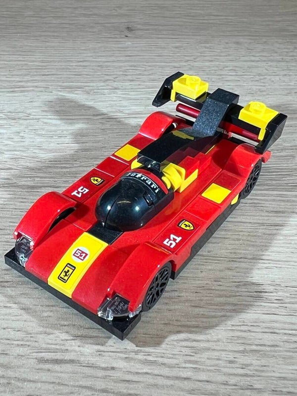 LEGO Ferrari 499P – hypercar