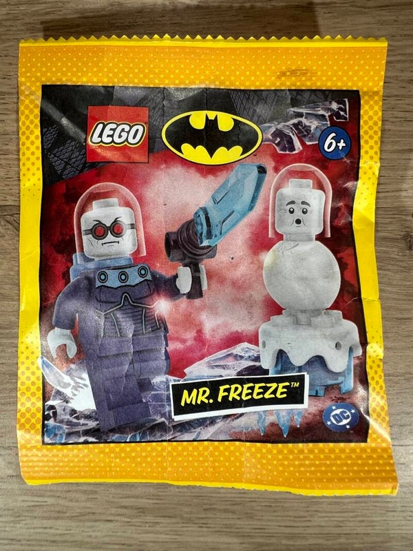 LEGO Mr. Freeze with Snowman