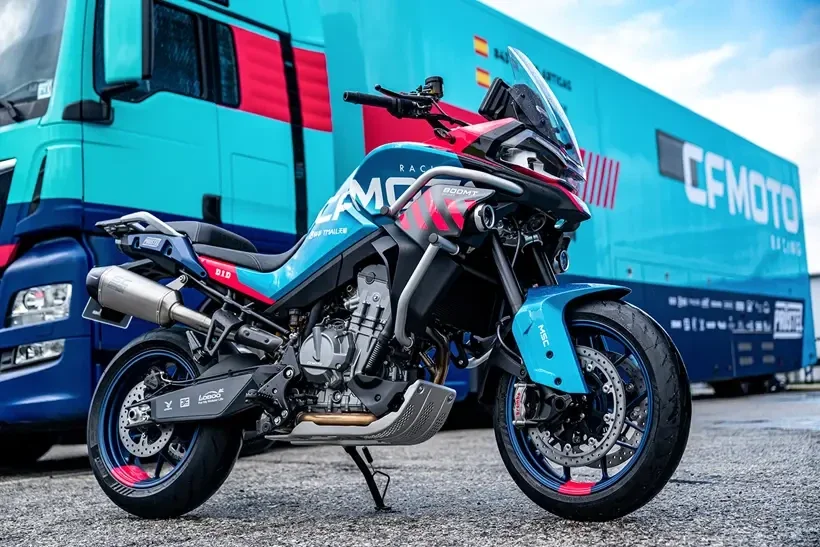 cfmoto-800mt-sport-r-11-high-pqvt6e.webp