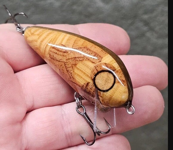 custom wood fishing lure