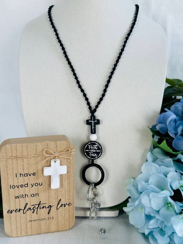 Lanyard Jesus negro y blanco