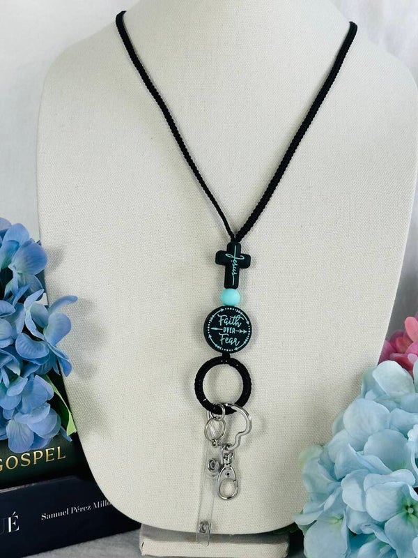 Lanyard Jesus negro y verde azulado