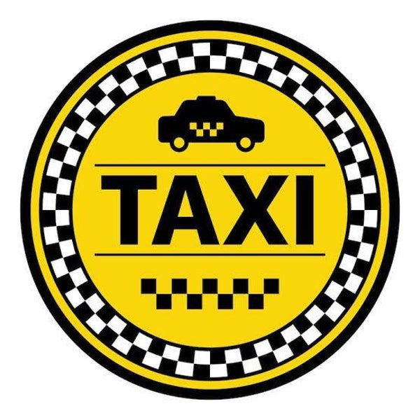 Taxi van en naar het station