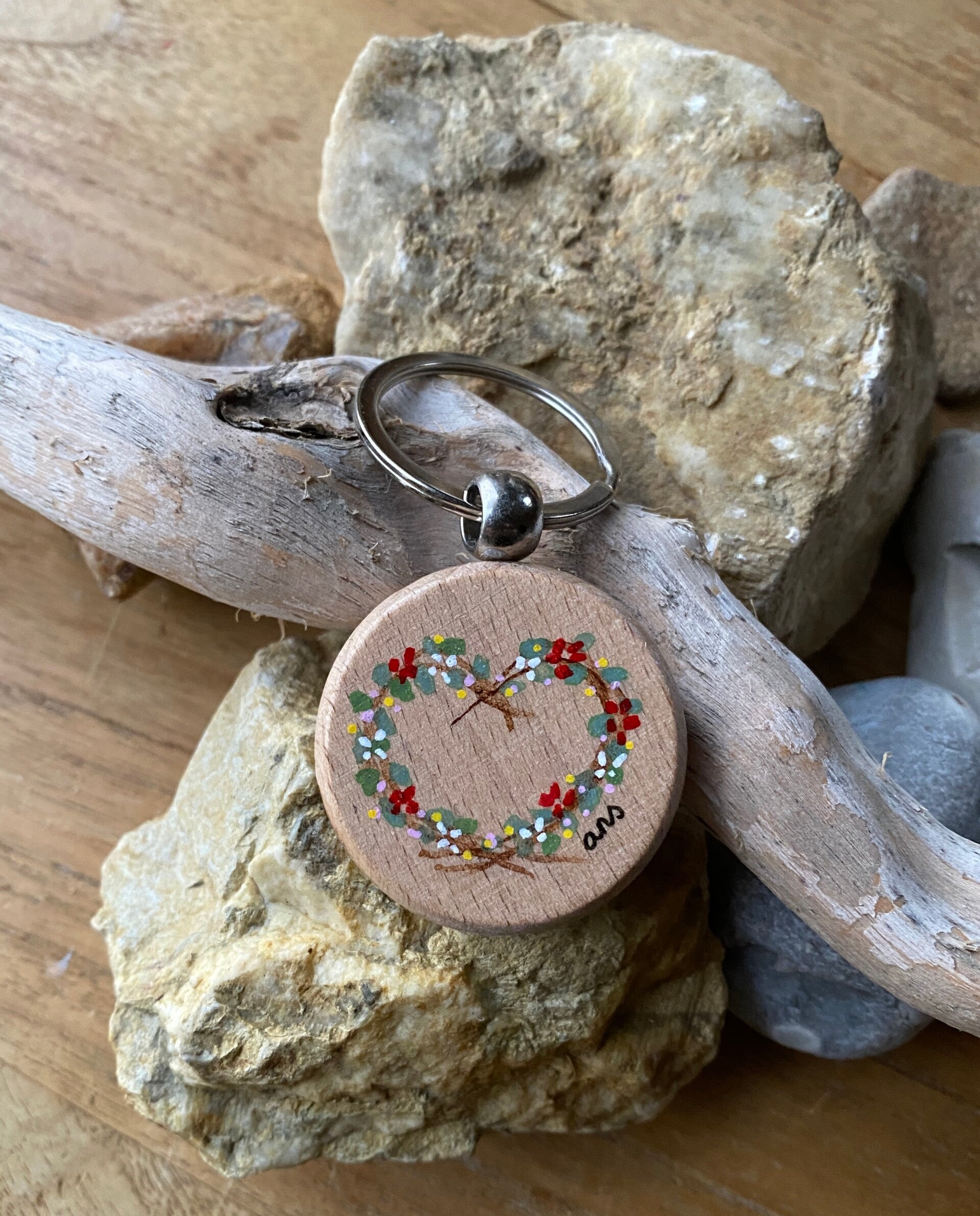 Liefdevolle sleutelhanger. Origineel, handbeschilderd uniek. Klein cadeautje 