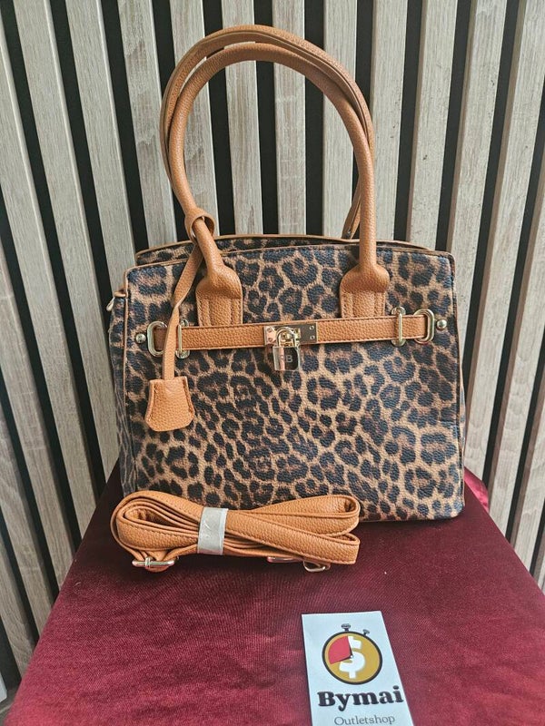 Tas RB