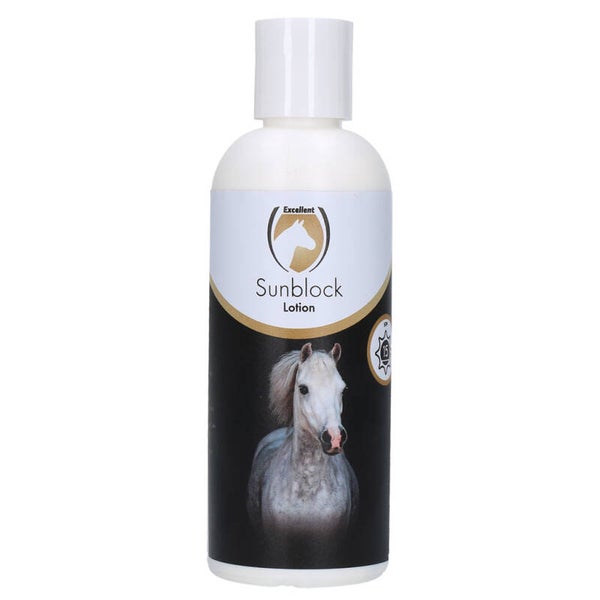 Excellent Horse Hoof Oil Plus 500 ml Hoefolie met paardenvet om de hoeven in optimale conditie te houden en een mooie glans te geven.
