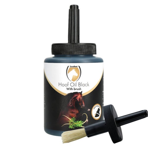 Excellent Horse Hoof Oil Black (with brush) 500 ml Een zwarte hoefolie voor paarden met tea tree olie. Het beschermt de hoeven, houdt het hoorn elastisch, trekt snel in en zorgt voor een mooie, donkere glans.