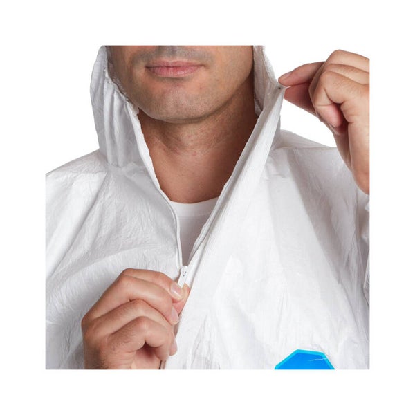 Tyvek Overall Deze disposable overall van sterk Tyvek biedt een goede combinatie op gebied van bescherming, duurzaamheid en comfort.