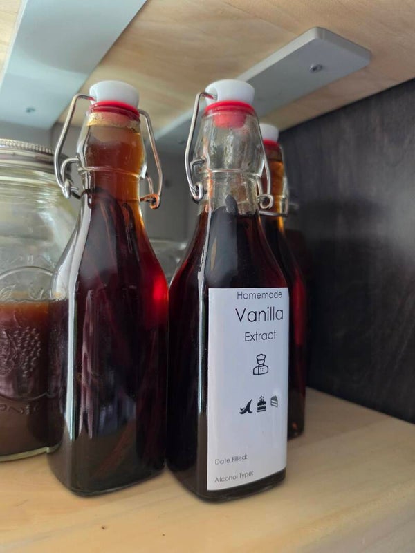 Homemade Vanilla Extract