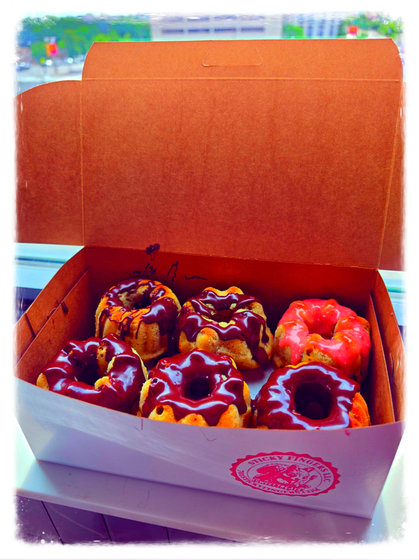 Mini Bundts - 1/2 Dozen