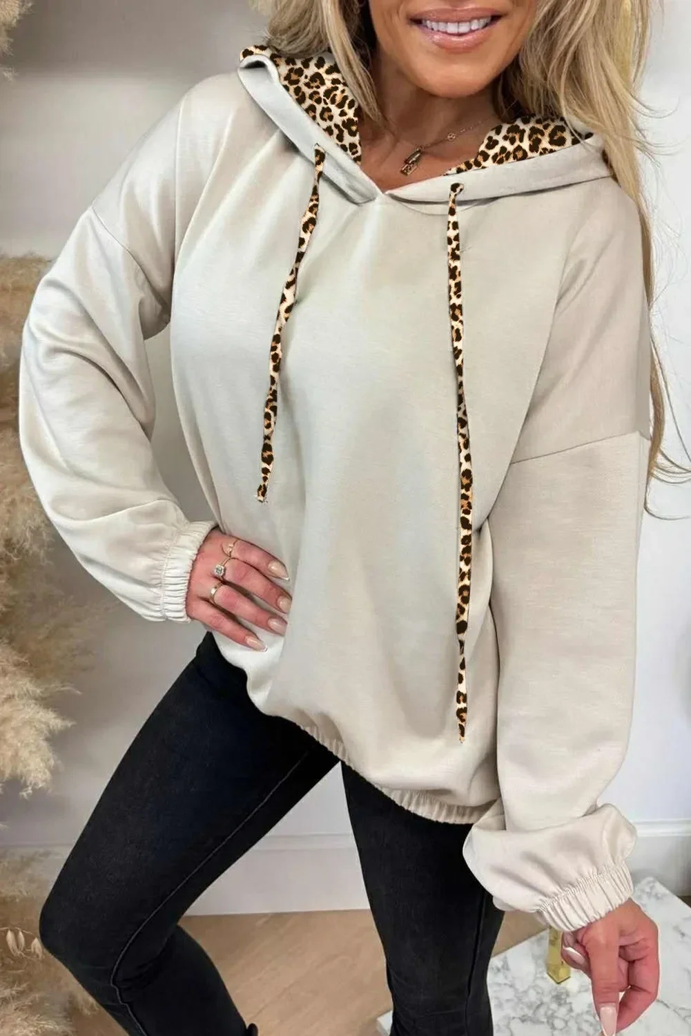 *Pre-Order* Elastic Cuffs Leopard Contrast Drawstring Hoodie