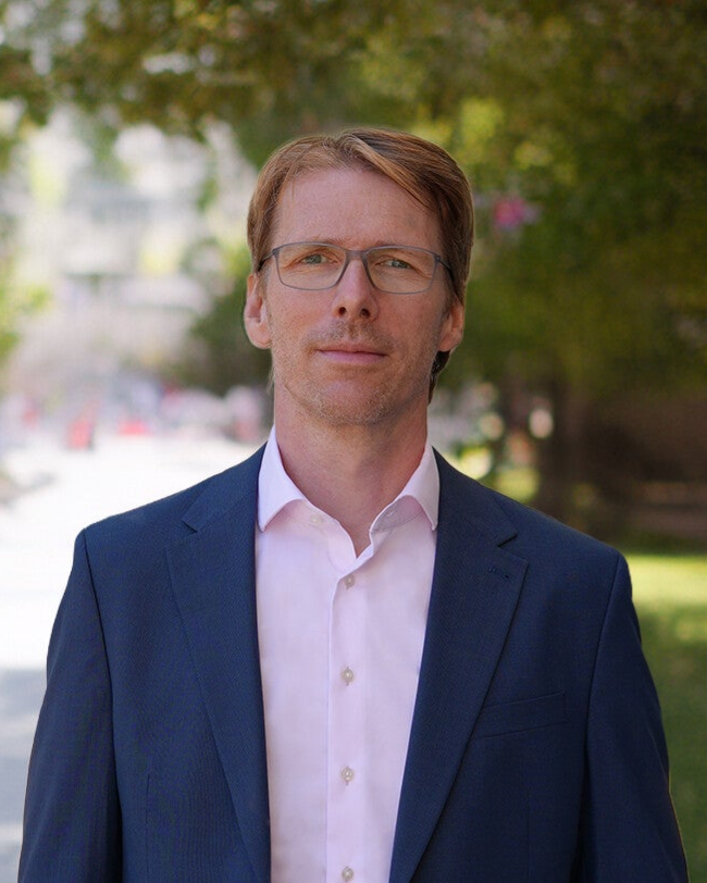 Bild Falk Hold Geschäftsführung Zwei P