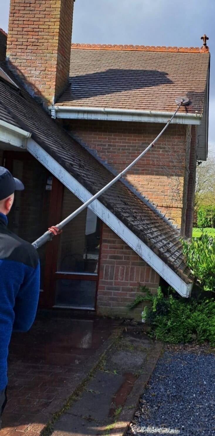 Power washing cleaning