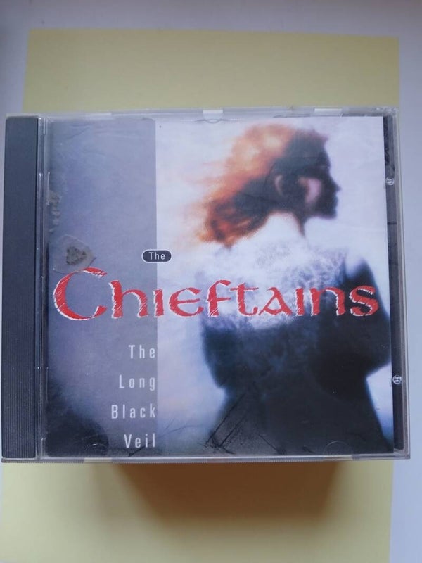 Chieftains– The long black veil
