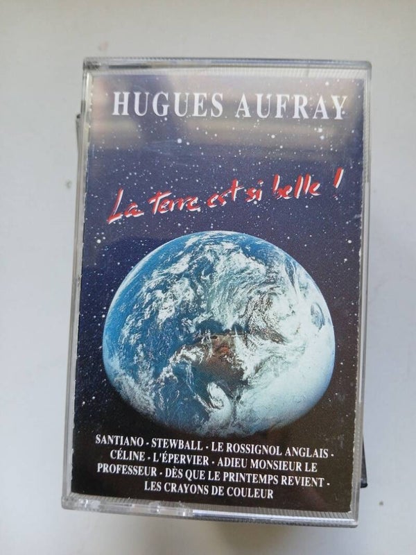 Hugues Aufray – La Terre Est Si Belle !