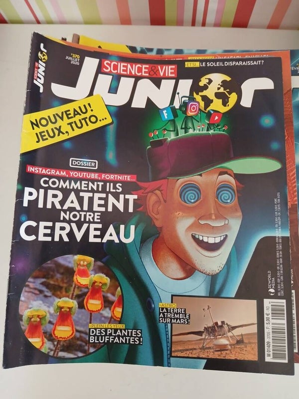 Science & Vie Junior, n°370 - Juillet 2020 - Instagram, Youtube, Fortnite... : Comment ils piratent notre cerveau