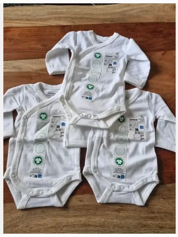 3x witte overslag romper maat 44